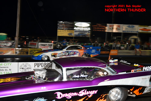 Andy Mears - 'Dragon Slayer' (near lane) vs 
Nick Poloson - 'Bucket List' (far lane)